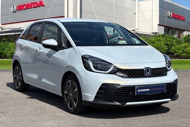 White New 2025 Honda Jazz Advance Hatchback | £25,300 (Fair price) - Image 1/4