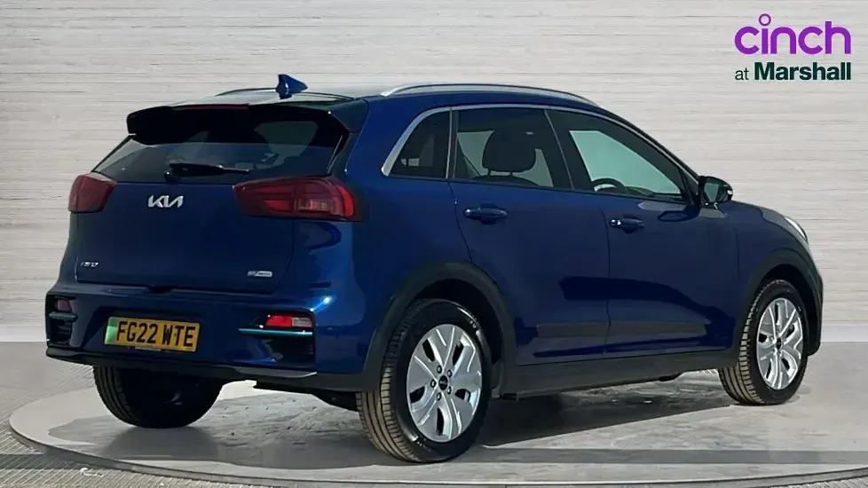 Used Kia e-Niro 147 kW (201 HP) 2022 Blue SUV
