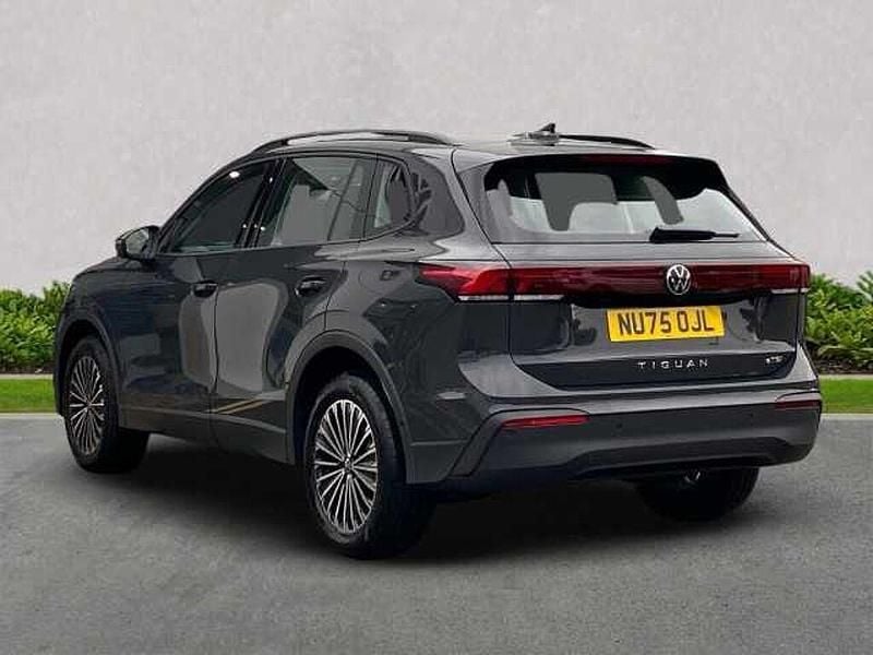 Used VW Tiguan Life 150 HP (110 kW) 2025 Grey SUV