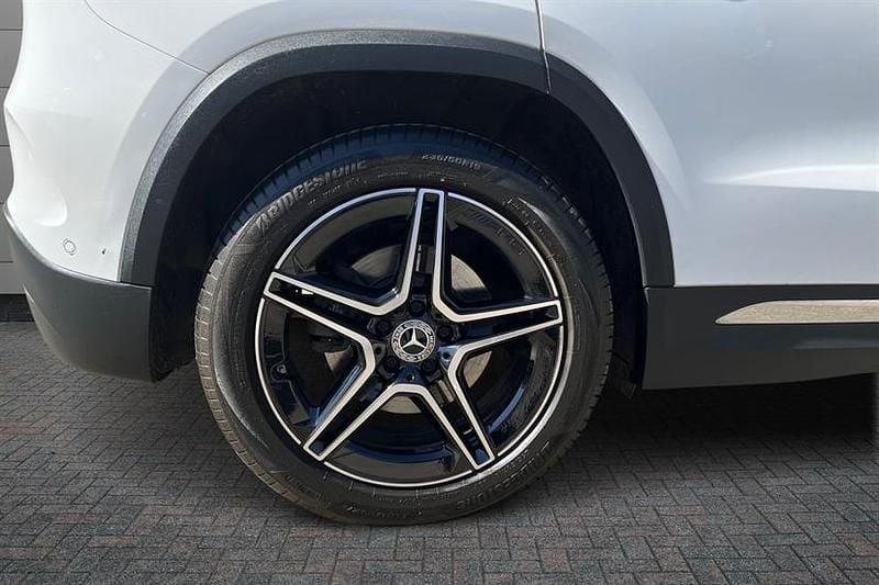 Used Mercedes GLA220 Executive 190 HP (139 kW) 2022 Polar white SUV