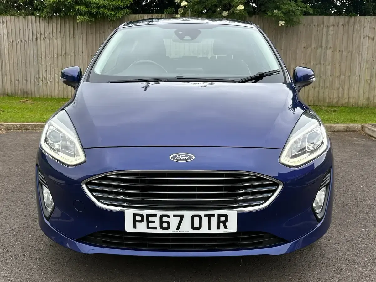 Used Ford Fiesta Zetec 83 HP (61 kW) 2017 Blue Hatchback