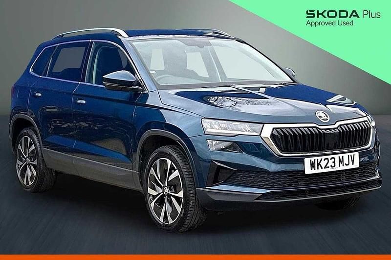 Used Skoda Karoq SE L 110 HP (80 kW) 2023 Petrol blue metallic SUV