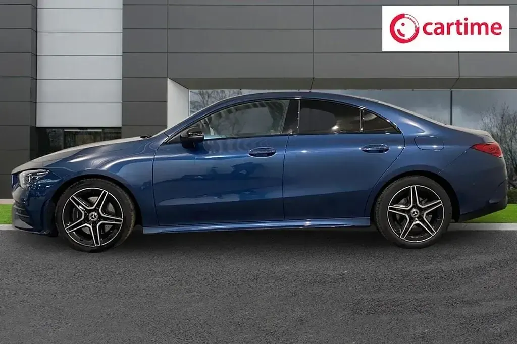 Gebraucht Mercedes CLA220 Executive 190 PS (139 kW) 2022 Blau Limousine