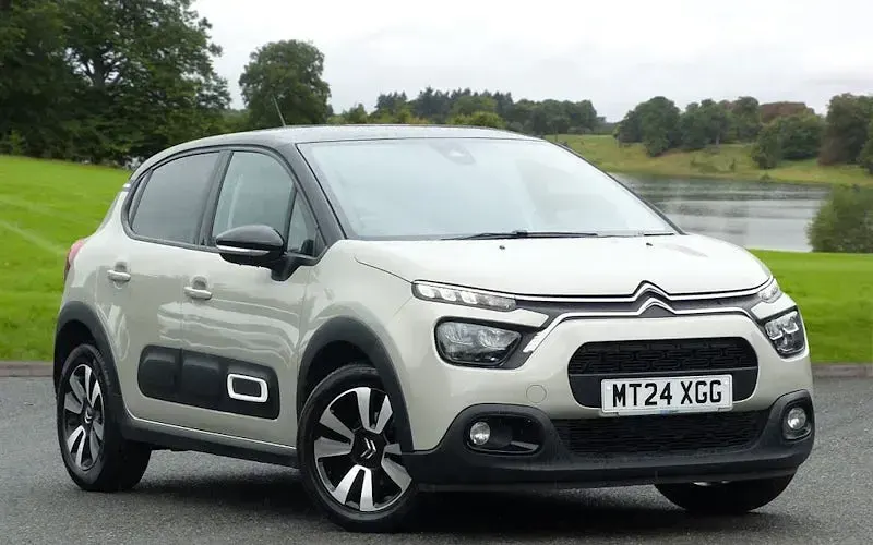 Used Citroën C3 PureTech 110 HP (80 kW) 2024 Hatchback