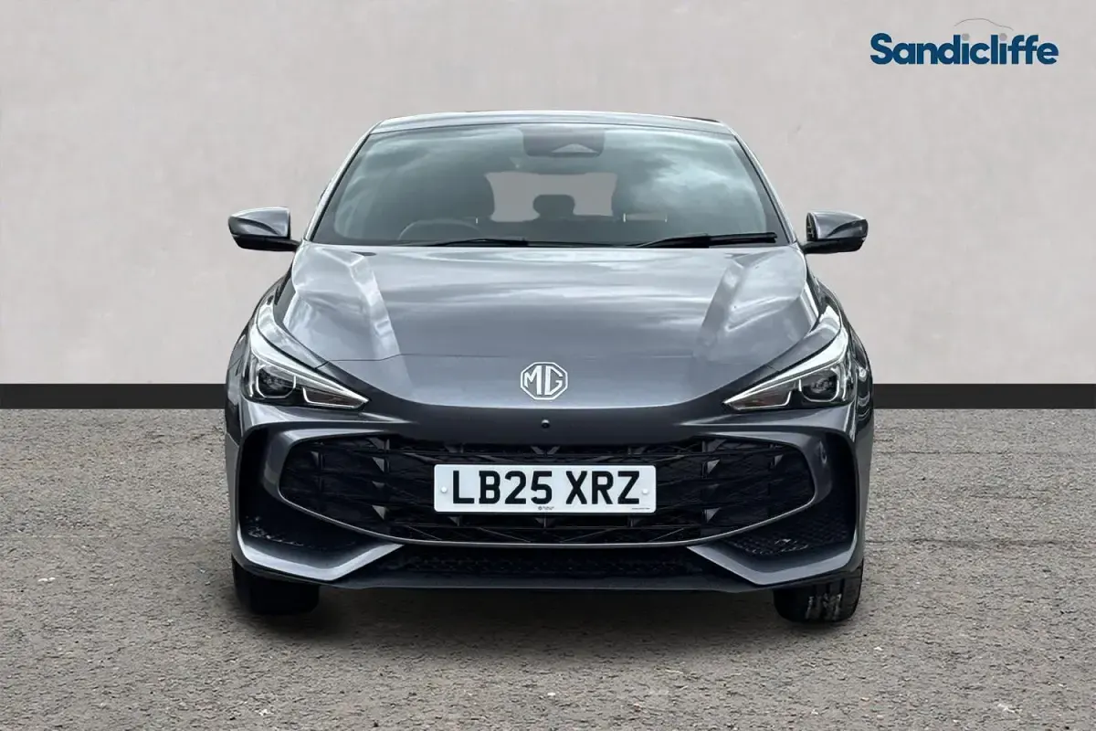 Used MG MG3 Trophy 194 HP (142 kW) 2024 Metallic  hampstead grey Hatchback