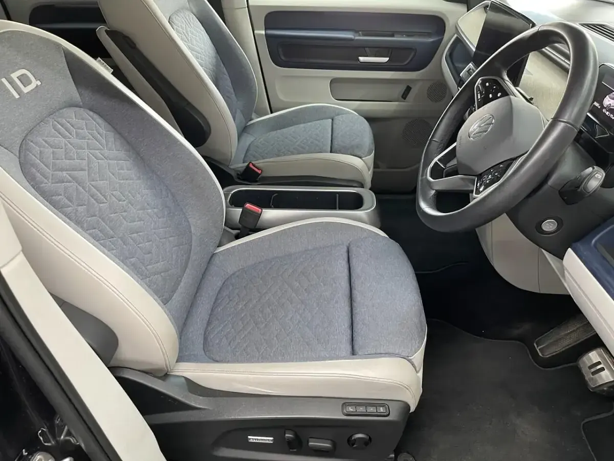 Used VW ID. Buzz Pro 150 kW (204 HP) 2023 Blue MPV