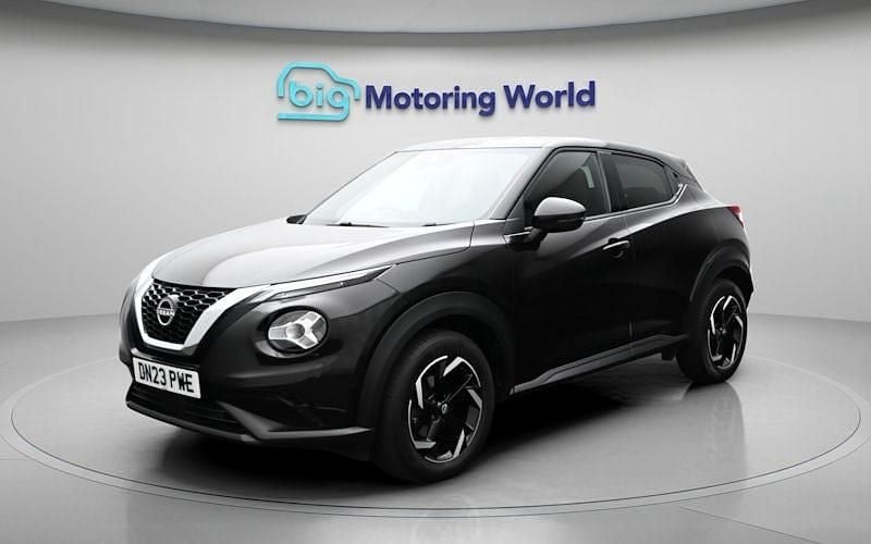 Used Nissan Juke N-Connecta 114 HP (83 kW) 2023 Black SUV
