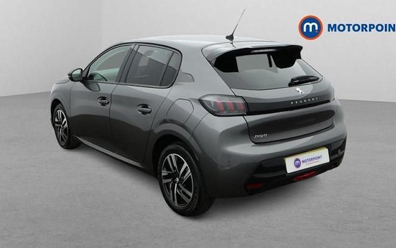 Used Peugeot 208 Allure+ 102 HP (75 kW) 2023 Grey Hatchback