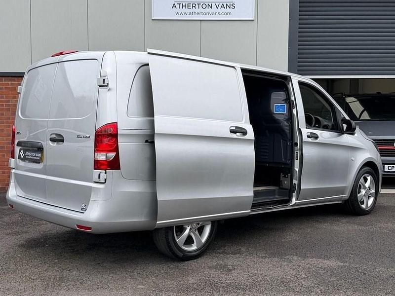 Used Mercedes Vito 170 HP (125 kW) 2018 Silver Van