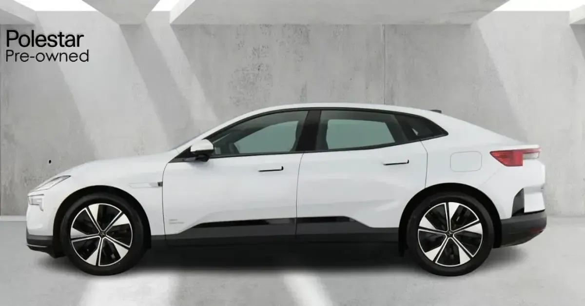Usado Polestar 4 Plus 200 kW (272 CV) 2025 Plateado SUV