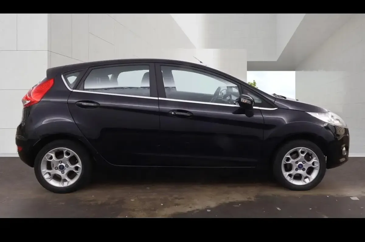 Used Ford Fiesta Zetec 2012 Black Hatchback