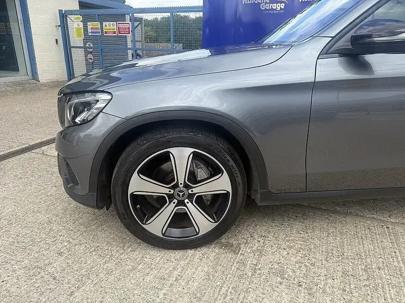 Used Mercedes GLC220 Urban 167 HP (122 kW) 2019 Grey SUV