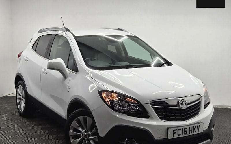 Used Vauxhall Mokka 152 HP (111 kW) 2016 White SUV