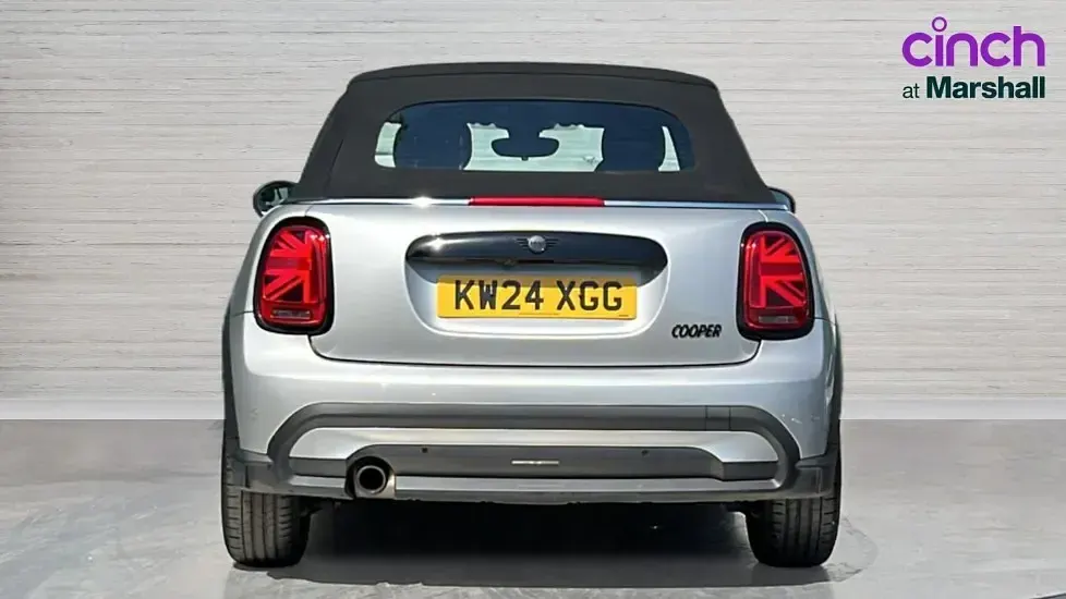 Used Mini Cooper Cabriolet Exclusive 136 HP (100 kW) 2024 Melting silver iii Cabriolet