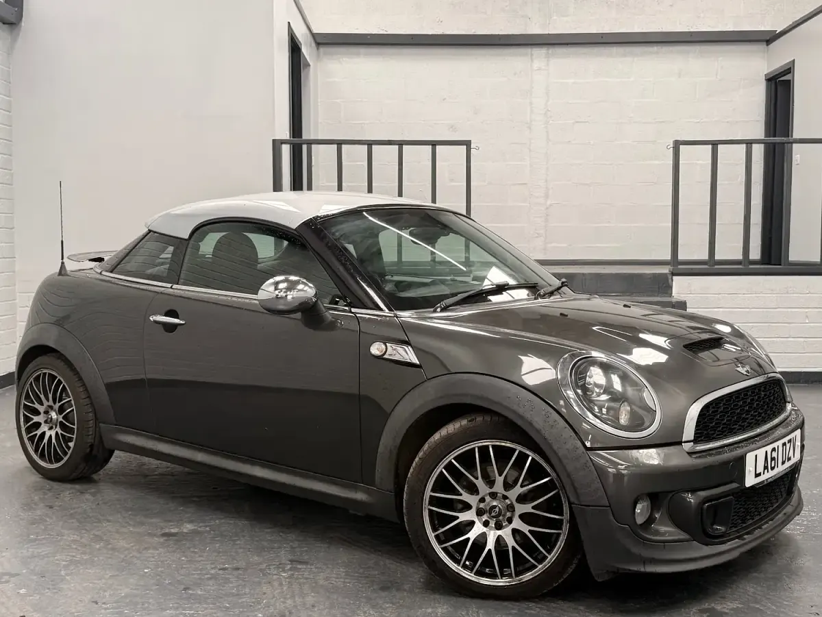 Used Mini Cooper S Coupé 181 HP (133 kW) 2011 Grey Coupe