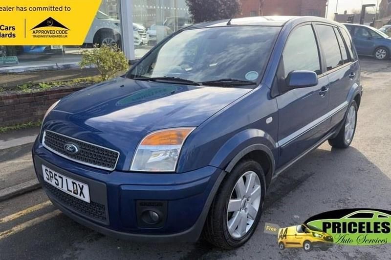 Used Ford Fusion 101 HP (74 kW) 2007 Blue Hatchback