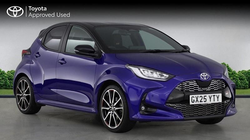 Usado Toyota Yaris Hybrid Sport 131 CV (96 kW) 2025 Utilitario