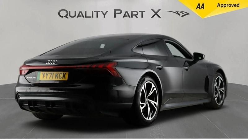 Used Audi e-tron GT quattro Comfort 430 kW (585 HP) 2021 Black Sedan