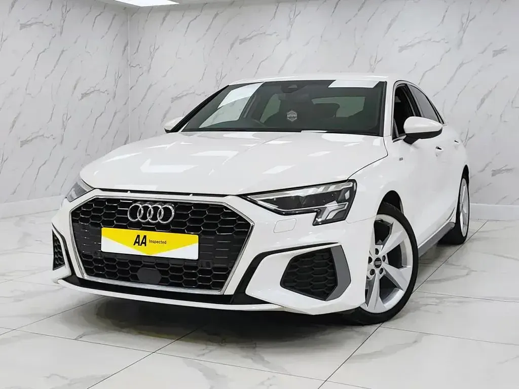 Used Audi A3 S-Line 150 HP (110 kW) 2022 White Sedan