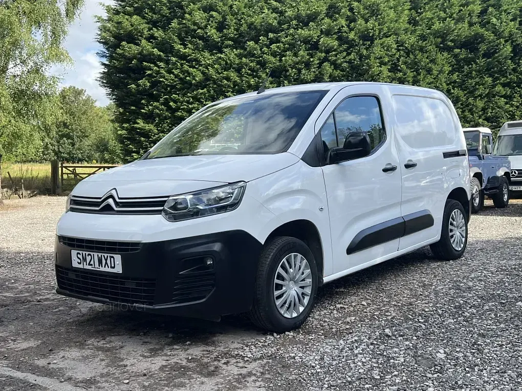 Used Citroën Berlingo 2021 White MPV
