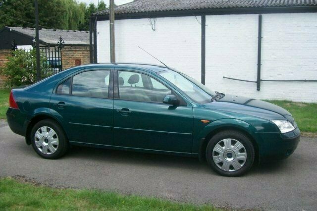 Używany Ford Mondeo 2002 Hatchback
