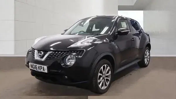 Usado Nissan Juke Tekna 115 HP (84 kW) 2016 Preto SUV