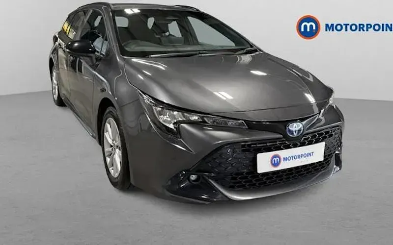 Used Toyota Corolla 140 HP (102 kW) 2025 Estate