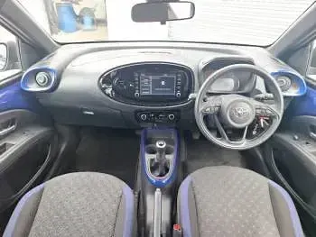 Used Toyota Aygo X 72 HP (52 kW) 2023 Blue SUV