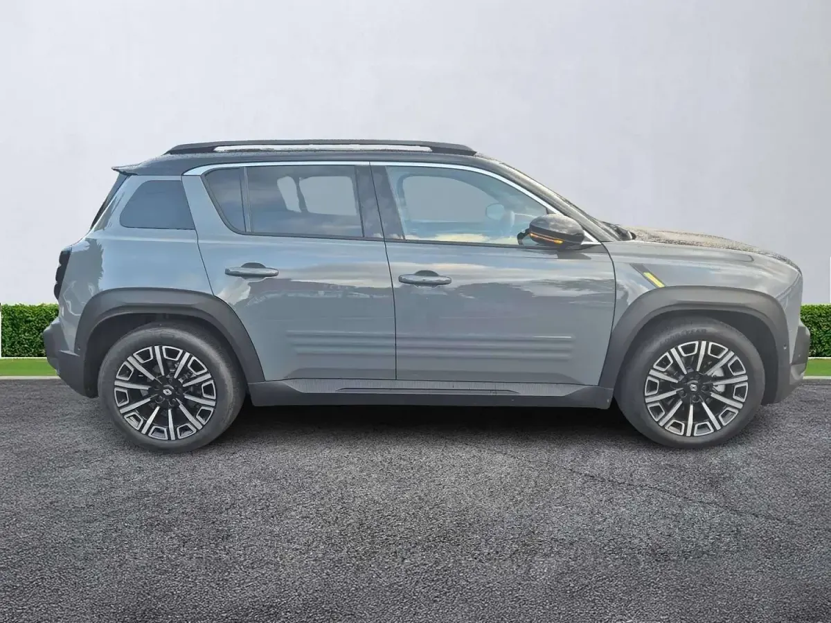 New Renault R4 Iconic 110 kW (150 HP) 2026 Grey  Hatchback