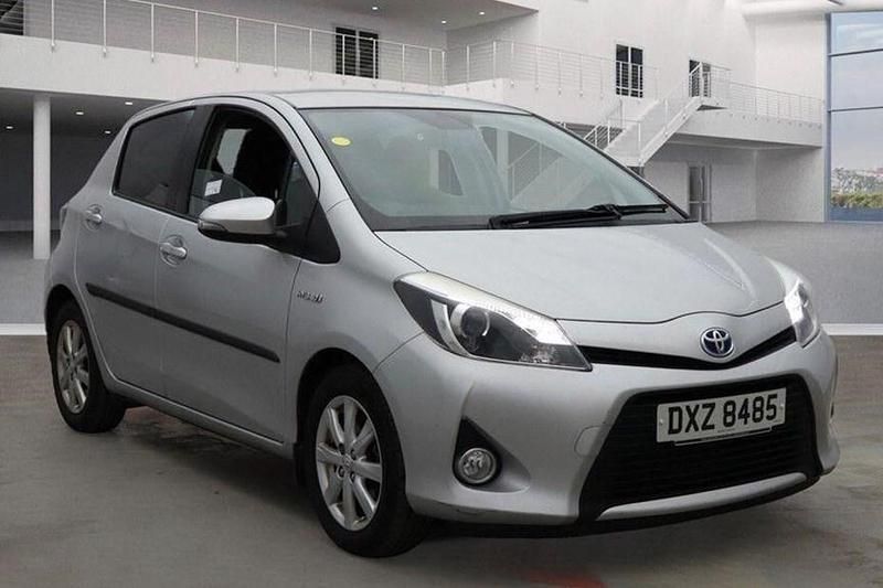 Used 2013 Toyota Yaris Hybrid T4 | £7,695 (A bit pricey) - Image 1/1