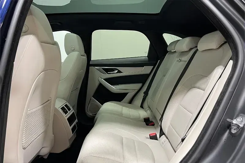 Used Jaguar F-Pace R-Dynamic 201 HP (147 kW) 2023 Blue SUV