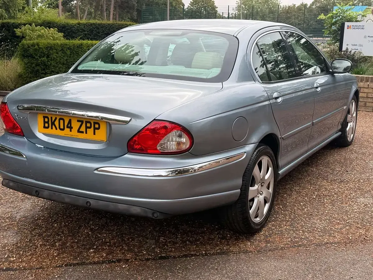 Used Jaguar X-type SE 156 HP (114 kW) 2004 Blue Sedan