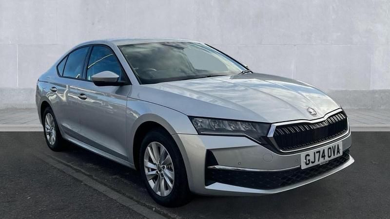 Silver Used 2024 Skoda Octavia SE Technology Hatchback | £20,825 (Fair price) - Image 1/4