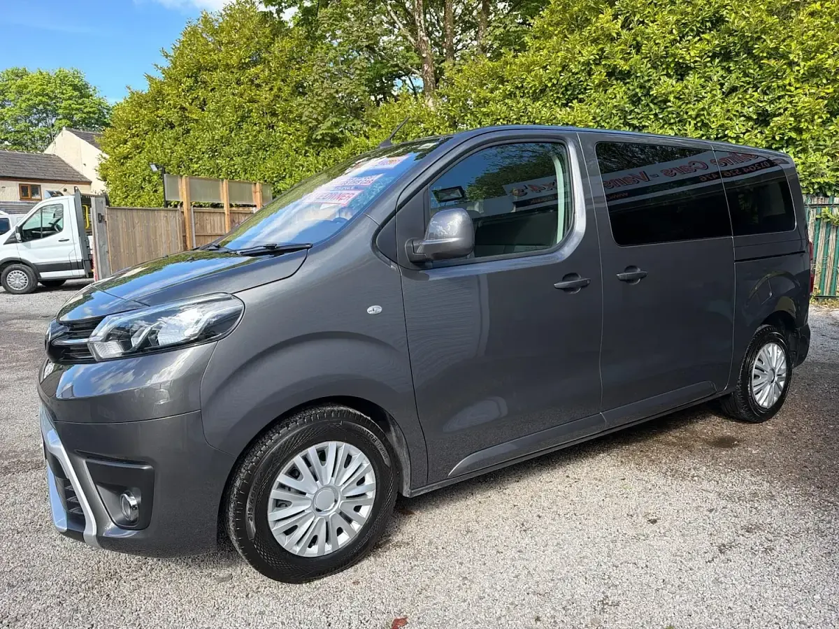 Used Toyota Proace Verso City 120 HP (88 kW) 2023 Grey Estate