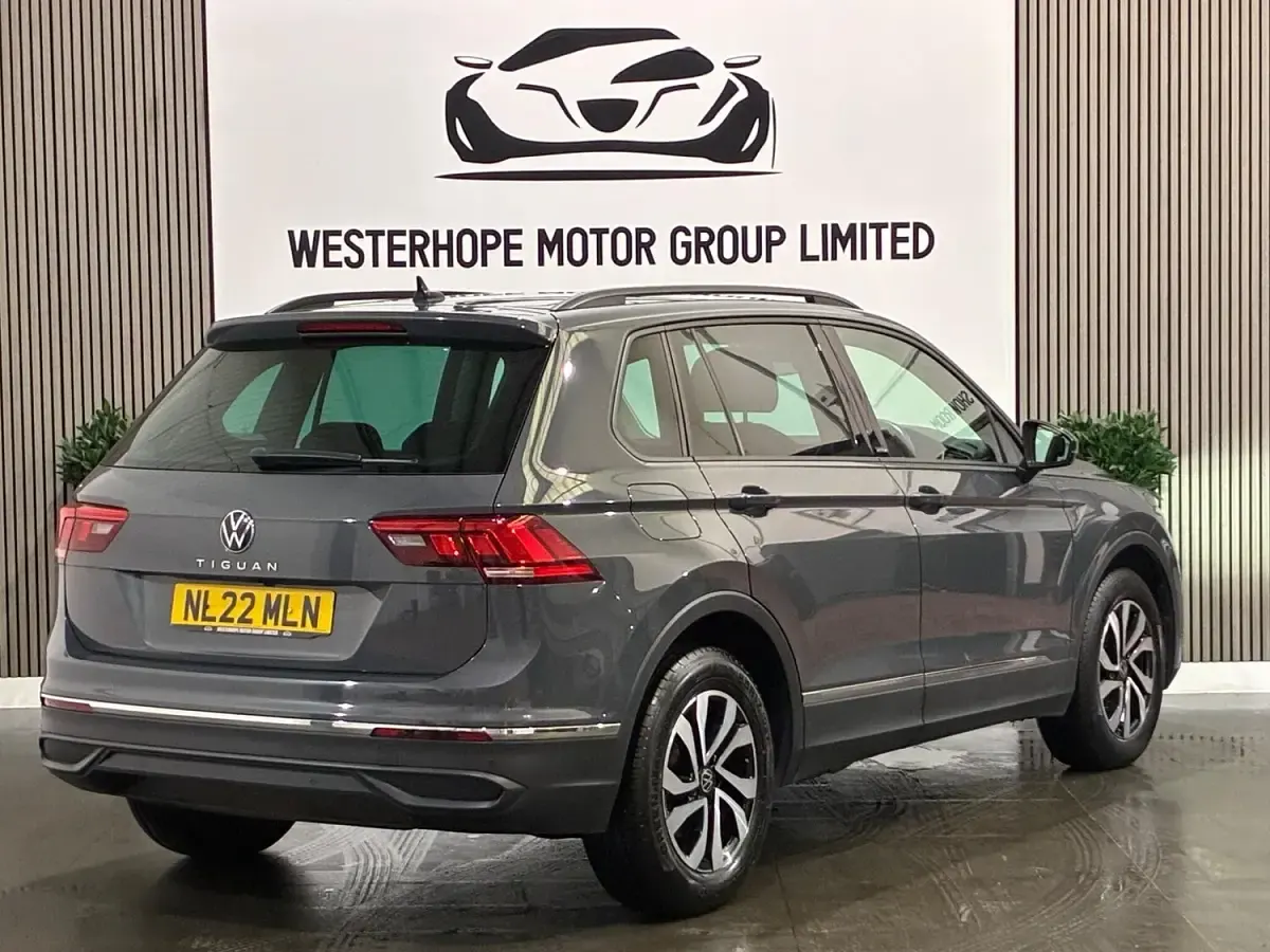 Used VW Tiguan Active 150 HP (110 kW) 2022 Grey SUV