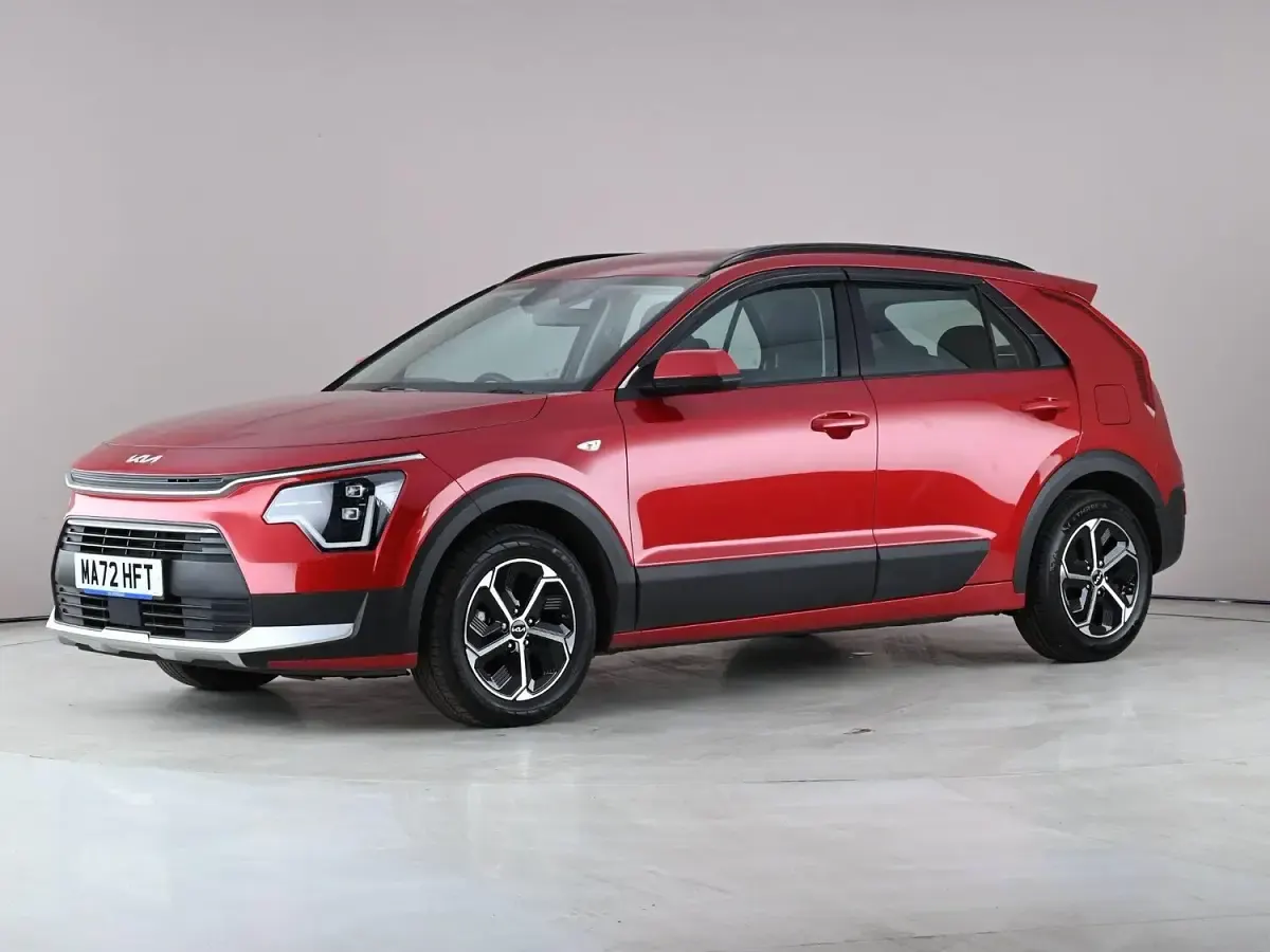 Used Kia Niro 141 HP (103 kW) 2022 Red SUV