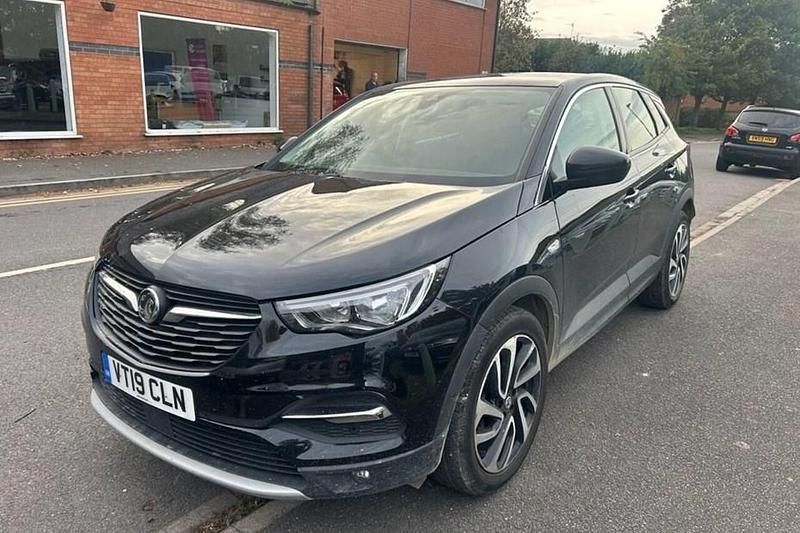 Used Vauxhall Grandland X Elite 130 HP (95 kW) 2019 Black SUV