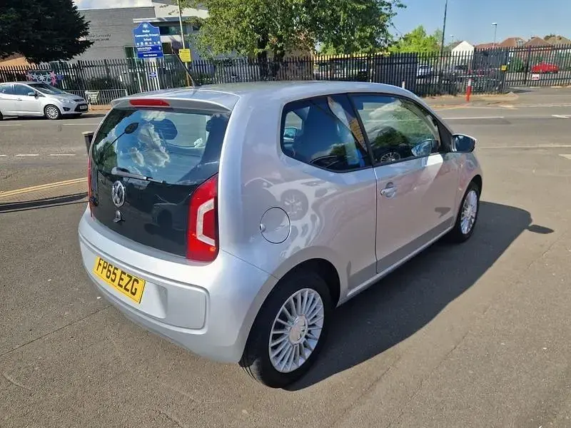 Used VW up! high up! 75 HP (55 kW) 2015 Silver Hatchback