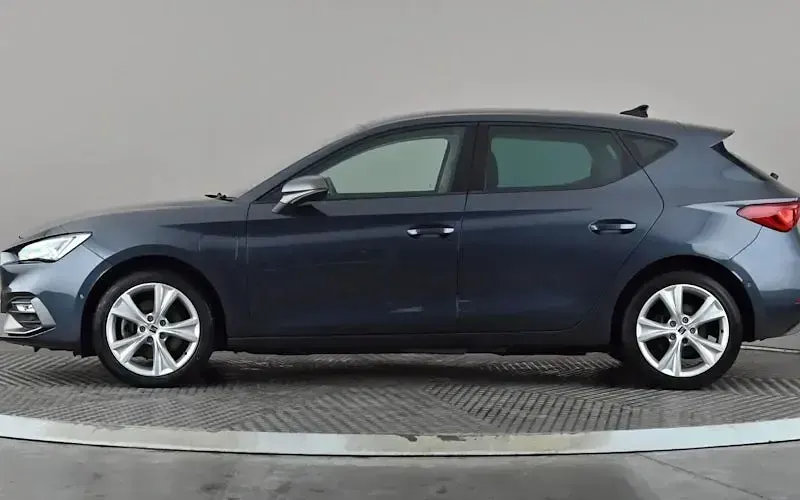 Used Seat Leon FR 204 HP (150 kW) 2023 Hatchback