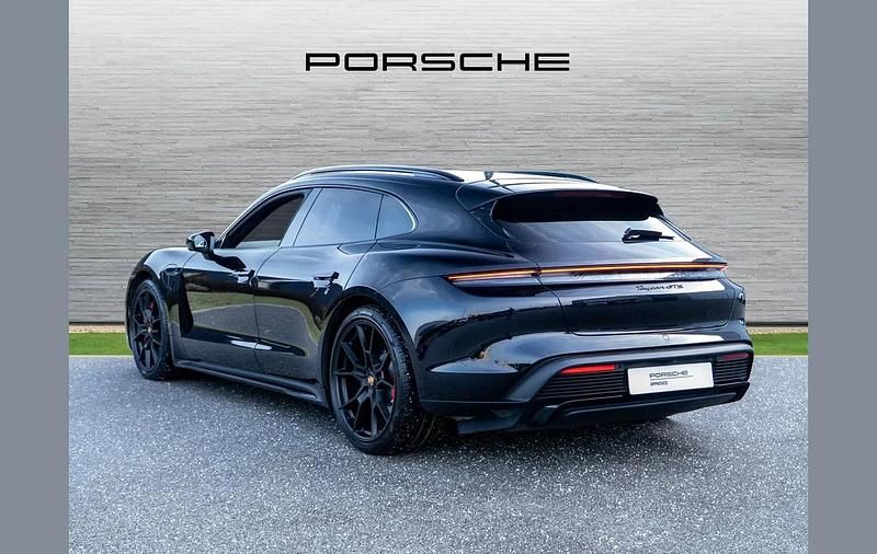 Used Porsche Taycan 439 kW (598 HP) 2023 Black Estate