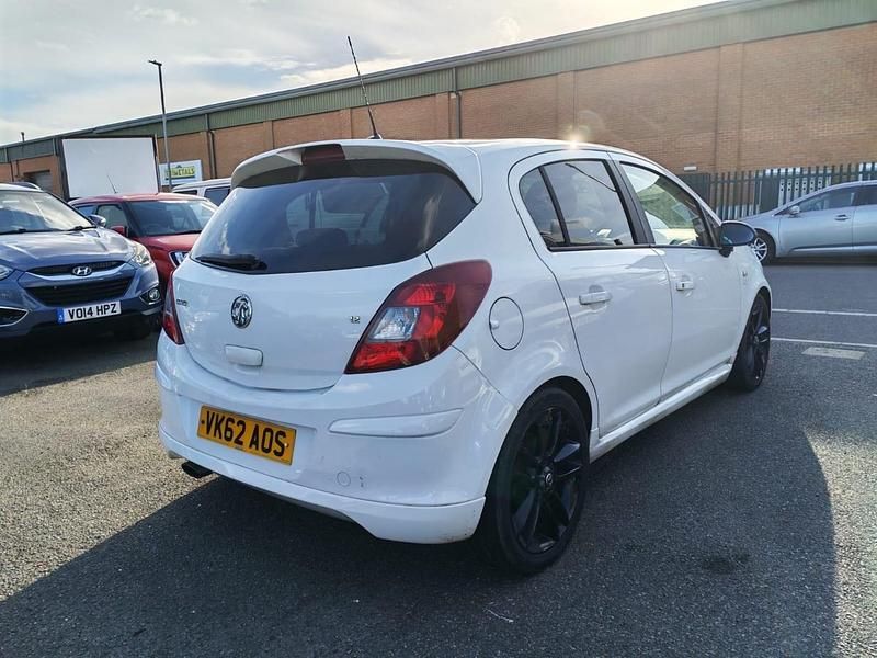 Used Vauxhall Corsa Edition 2012 White Hatchback