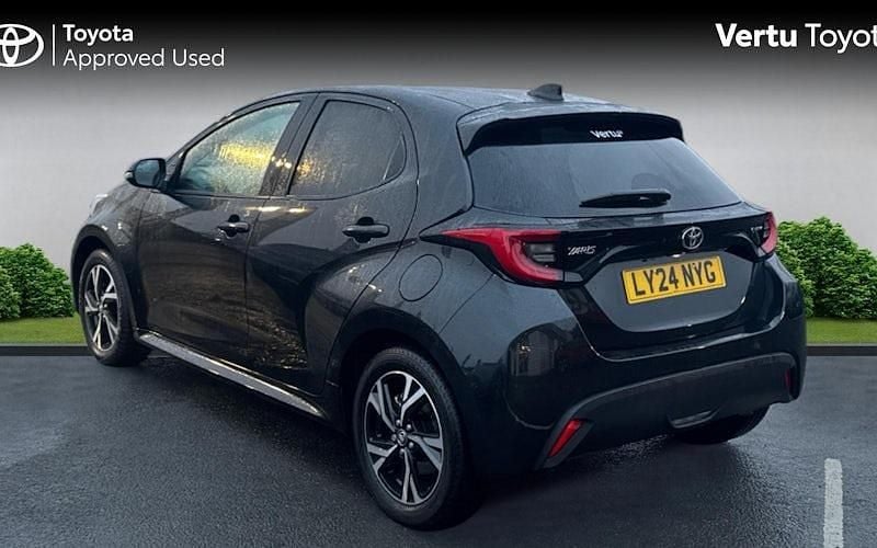 Used Toyota Yaris Hybrid Design 116 HP (85 kW) 2026 Hatchback