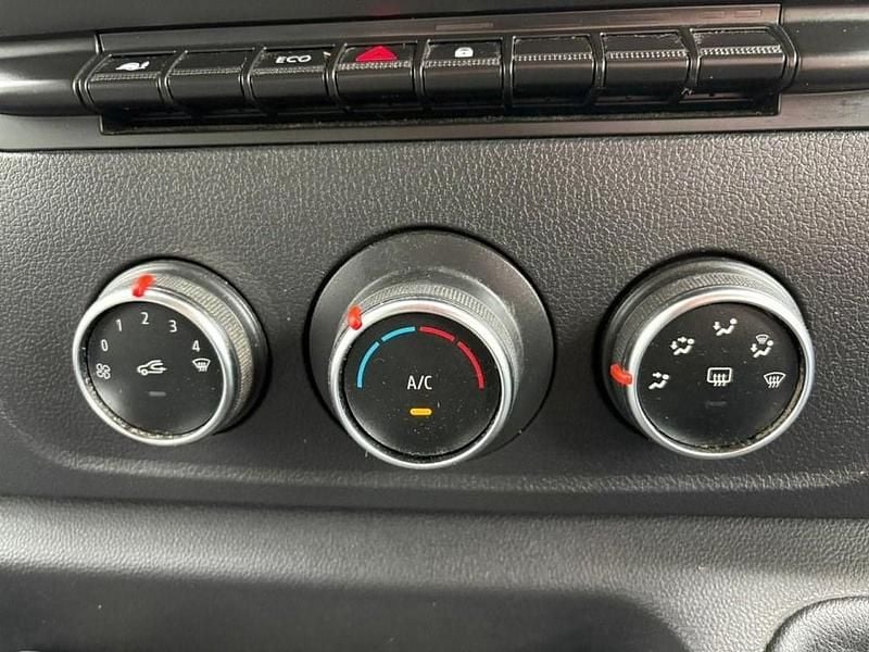 Used Renault Master Business 2021 White MPV