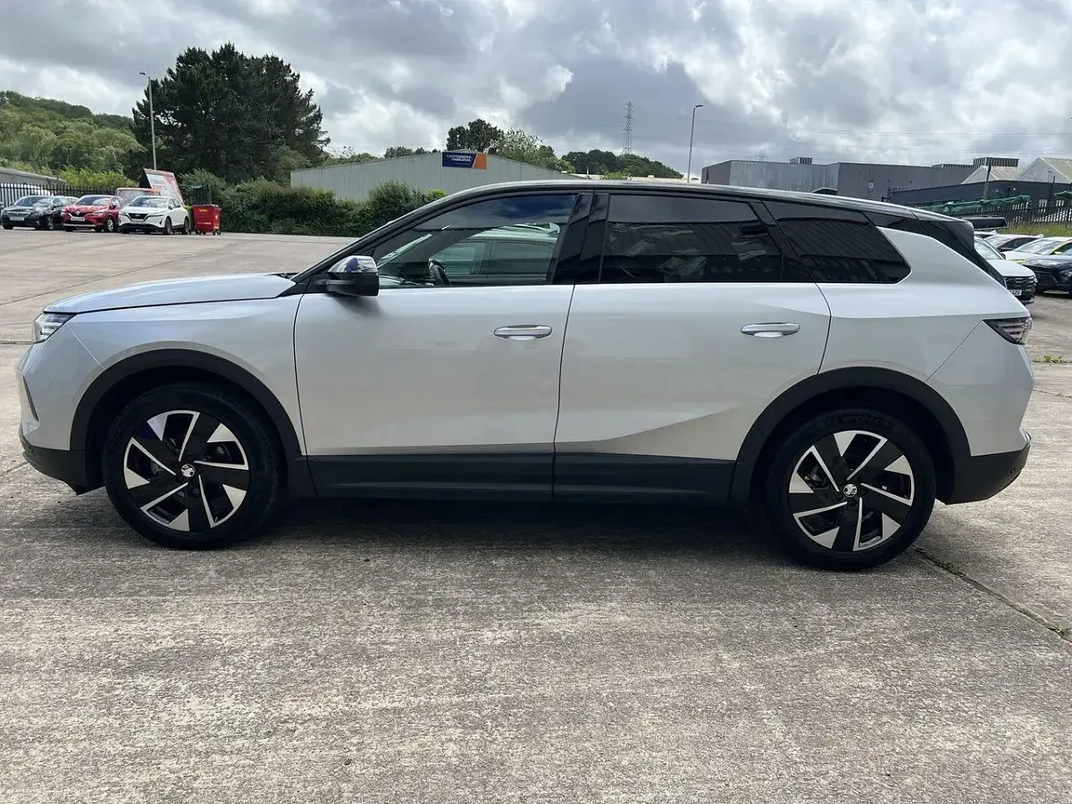 Used Vauxhall Grandland X Ultimate 134 HP (98 kW) 2025 Grey SUV