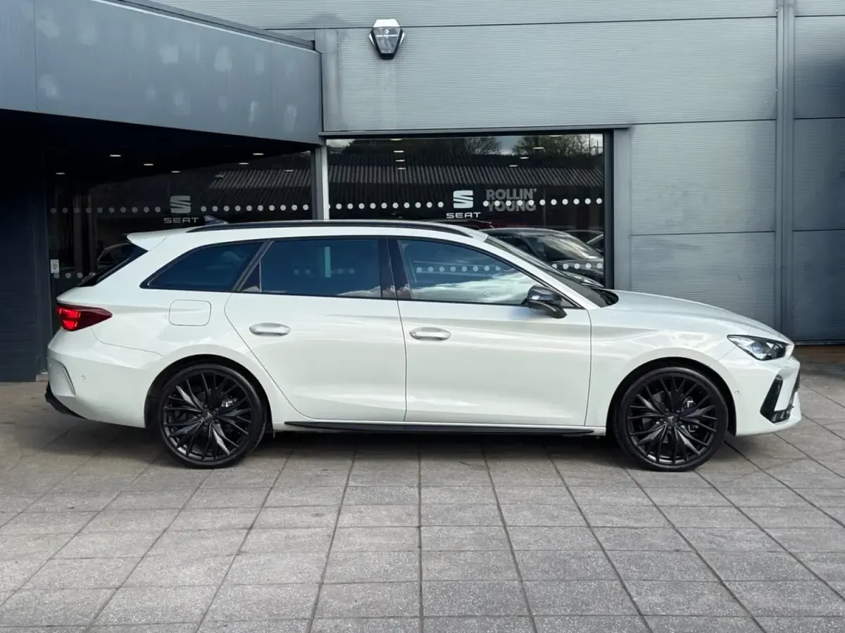 Used Cupra Leon 200 HP (147 kW) 2025 Other Estate