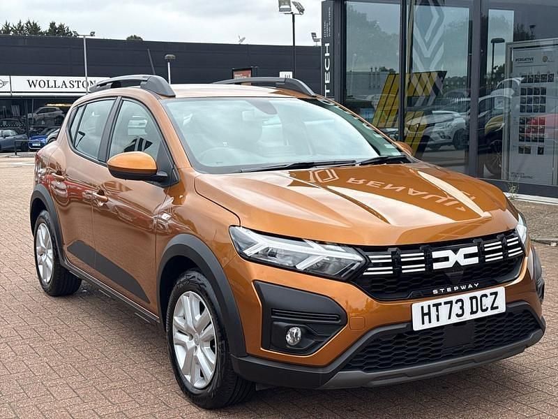 Orange Used 2023 Dacia Sandero Expression Hatchback | £12,495 (Fair price) - Image 1/4