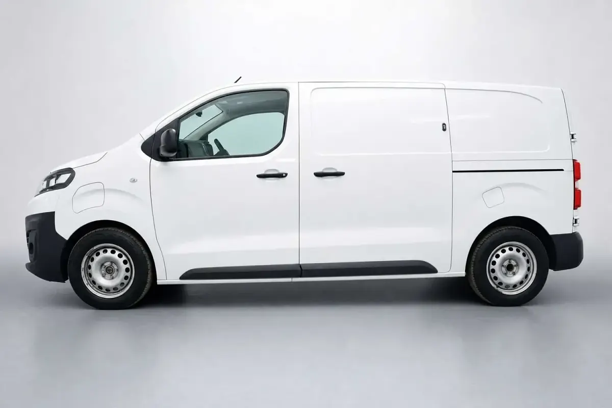 Used Citroën Dispatch 75 kW (102 HP) 2021 White MPV