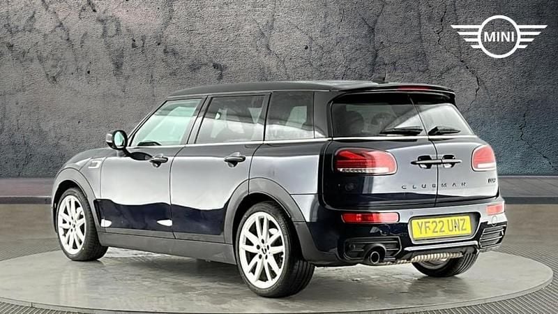 Used Mini Cooper Clubman Sport 134 HP (98 kW) 2022 Black Estate