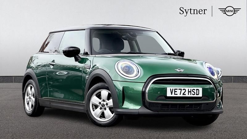 Used Mini Cooper Classic 134 HP (98 kW) 2022 Green Hatchback