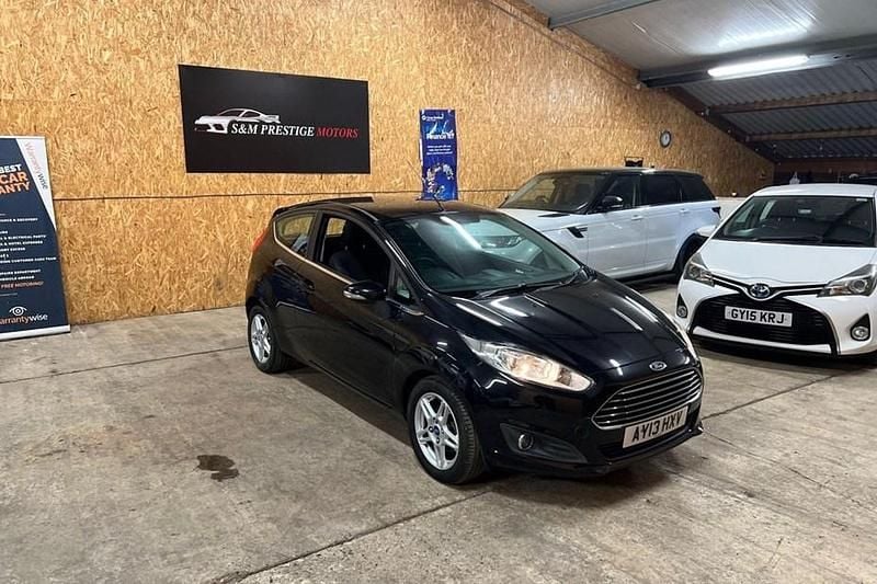 Black Used 2013 Ford Fiesta Zetec Hatchback | £3,199 (Fair price) - Image 1/1